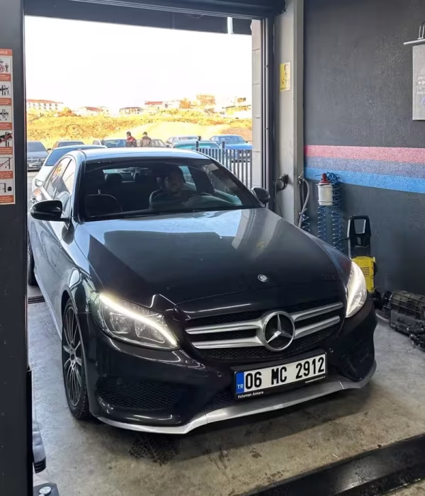 mercedes çapraz önden